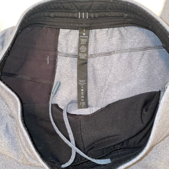 Lululemon- men’s jogger pant - small - Picture 2 of 3